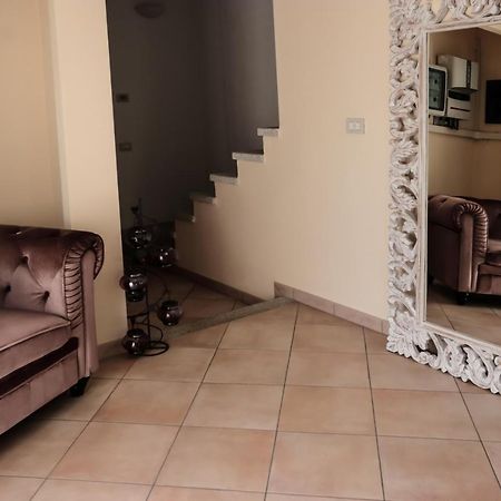 Rental Villa Bb Olbia Exteriör bild