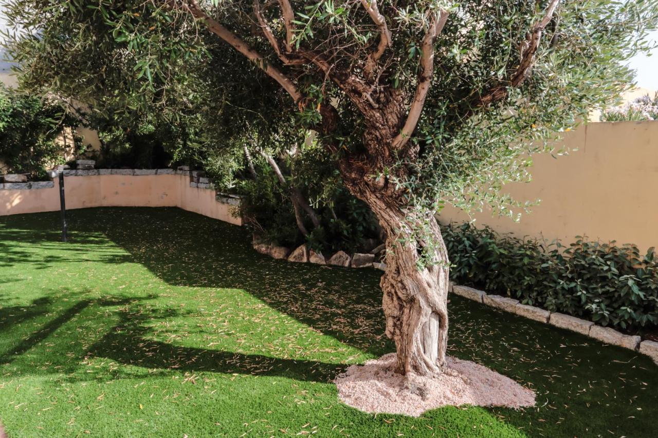 Rental Villa Bb Olbia Exteriör bild