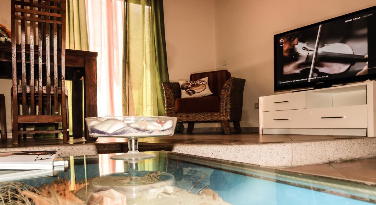 Rental Villa Bb Olbia Exteriör bild
