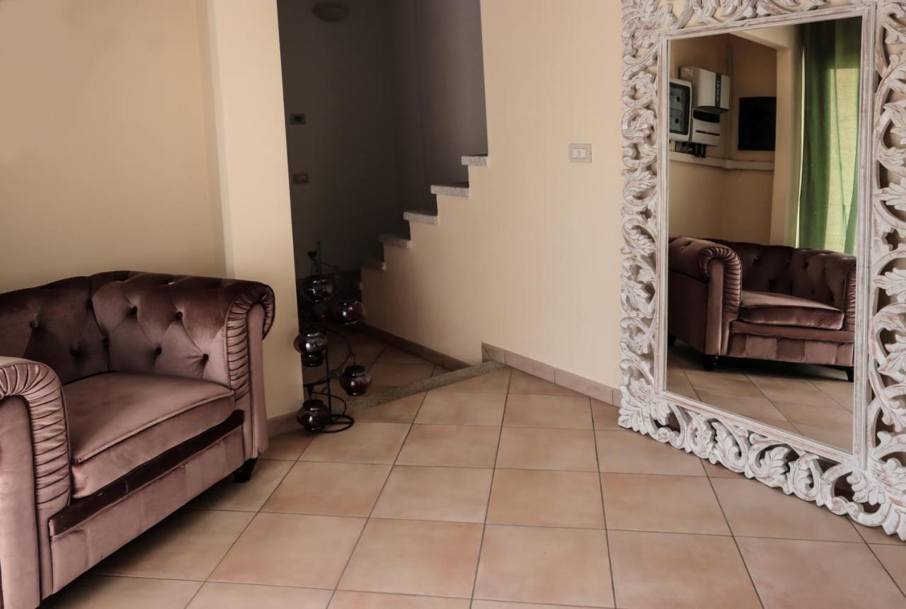 Rental Villa Bb Olbia Exteriör bild